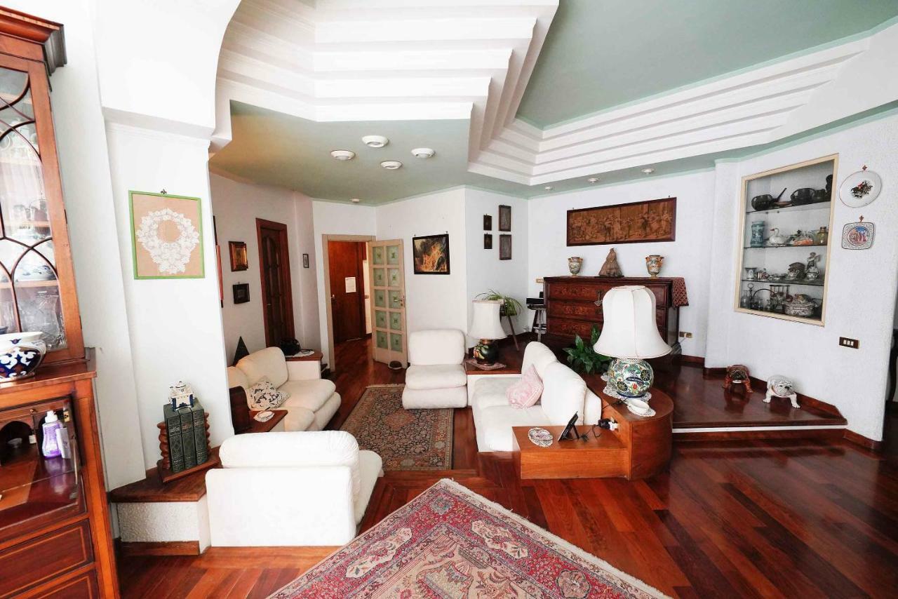 Casa Argentino Acomodação com café da manhã Nápoles Exterior foto